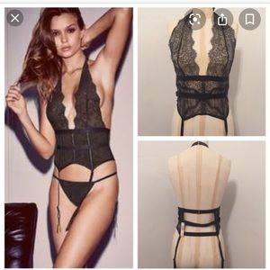 Victorias Secret Chantilly Lace Halter Garter